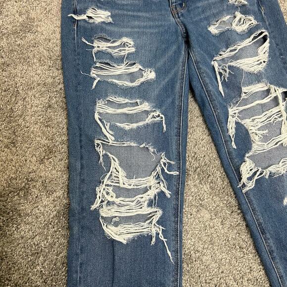 American Eagle Size 10 Jeans Distressed TOMGIRL Inseam 28.5 inches (uncuffed) - Picture 2 of 6